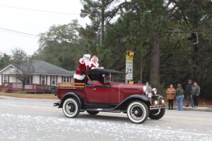 McBee Christmas Parade (Dec. 7, 2025) – Photos by Bennie Miles